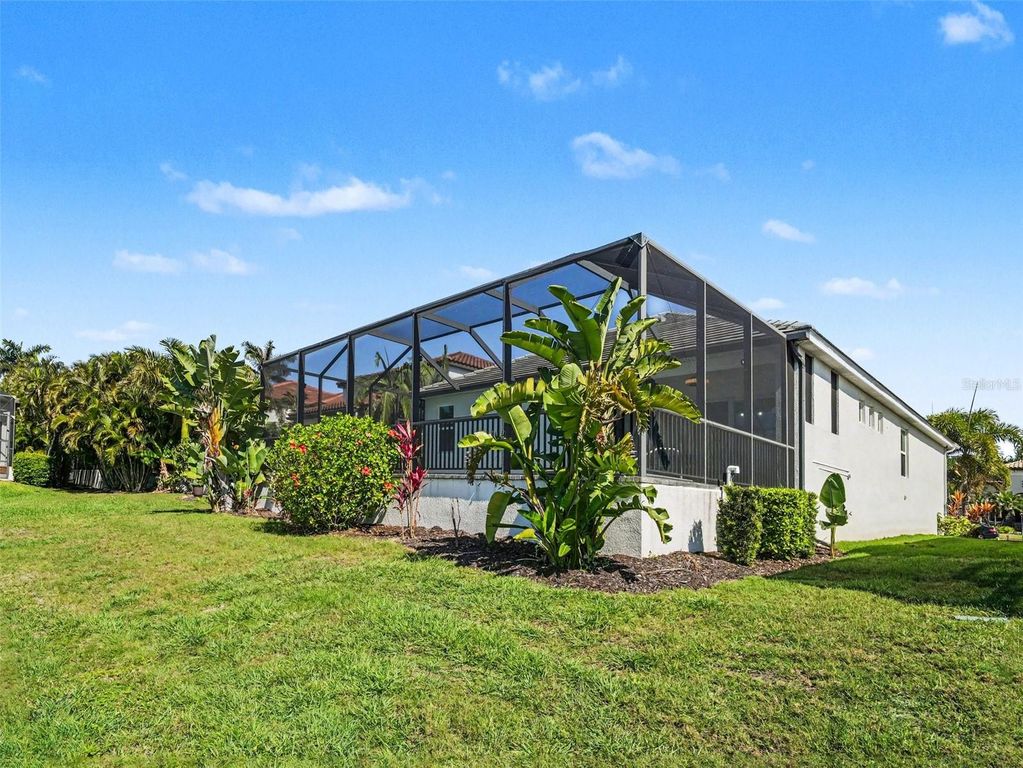 Image 22 of property listing at 5508 TITLE ROW DRIVE, Bradenton, FL 34210