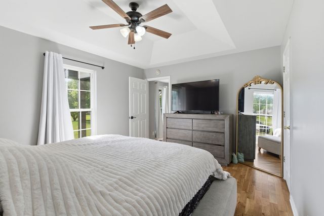 2068 Shawnee Ln, Greenbrier, TN 37073