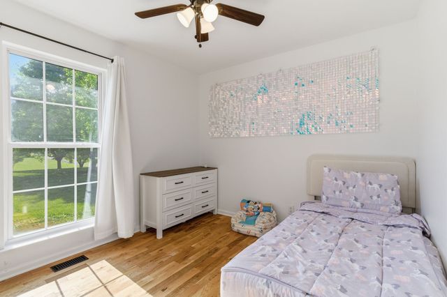 2068 Shawnee Ln, Greenbrier, TN 37073