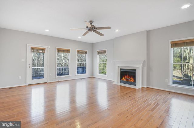 99 CRESTWOOD LN, Stafford, VA 22554