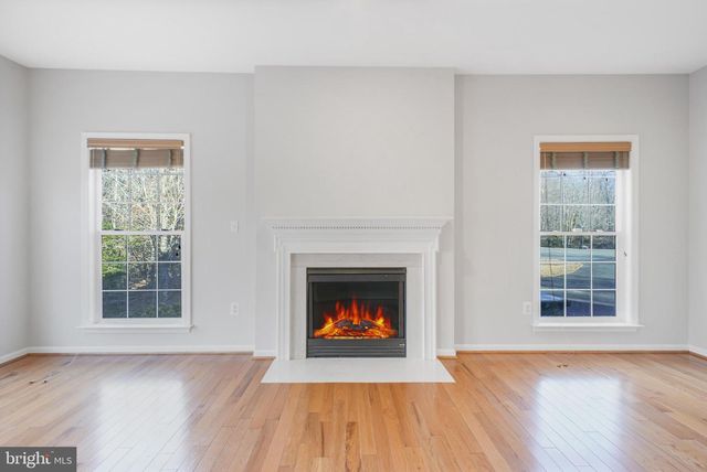 99 CRESTWOOD LN, Stafford, VA 22554