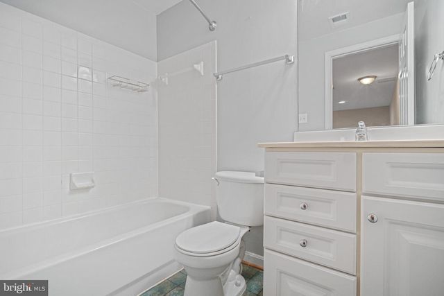 99 CRESTWOOD LN, Stafford, VA 22554