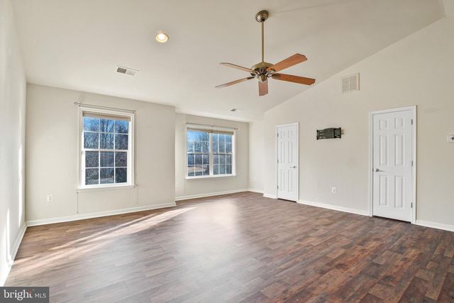 99 CRESTWOOD LN, Stafford, VA 22554