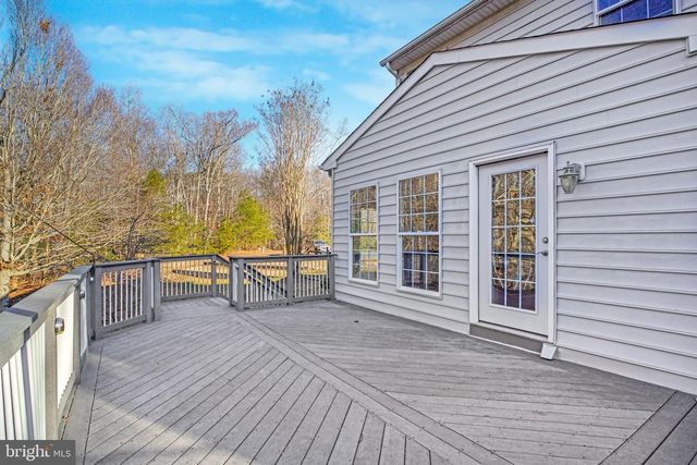 99 CRESTWOOD LN, Stafford, VA 22554