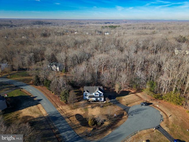 99 CRESTWOOD LN, Stafford, VA 22554