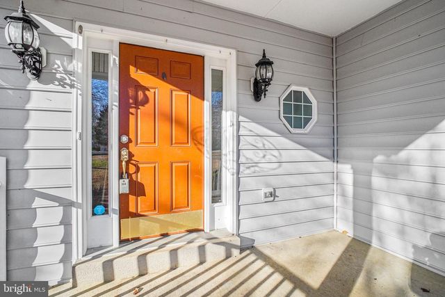 99 CRESTWOOD LN, Stafford, VA 22554