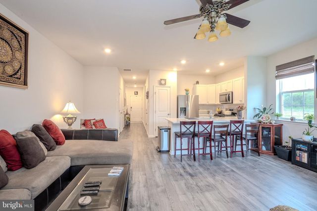1 ARLOTTA ST, Glassboro, NJ 08028