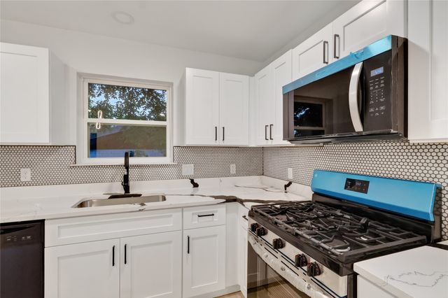 835 Glen Arbor Drive, Dallas, TX 75241