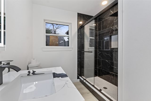 835 Glen Arbor Drive, Dallas, TX 75241