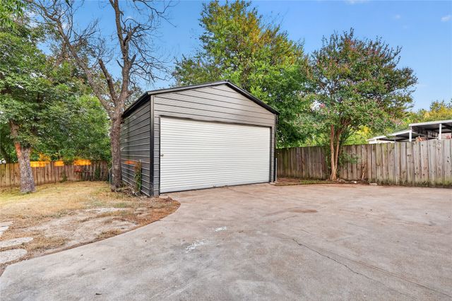 835 Glen Arbor Drive, Dallas, TX 75241