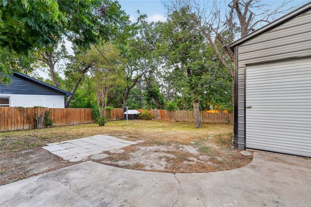 835 Glen Arbor Drive, Dallas, TX 75241