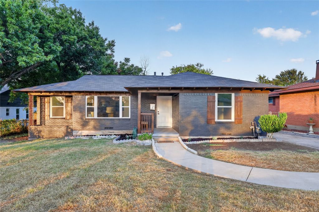835 Glen Arbor Drive, Dallas, TX 75241