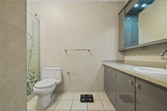 100 JA CORRETJER 204, San Juan, PR 00901