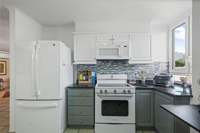 100 JA CORRETJER 204, San Juan, PR 00901