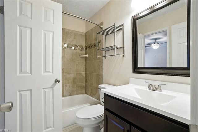 1895 Wildwood DR, Virginia Beach, VA 23454