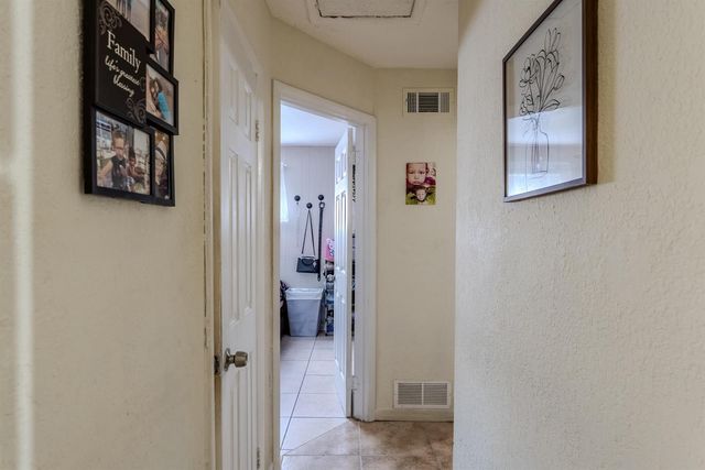 1432 SW 26th Avenue, Fort Lauderdale, FL 33312