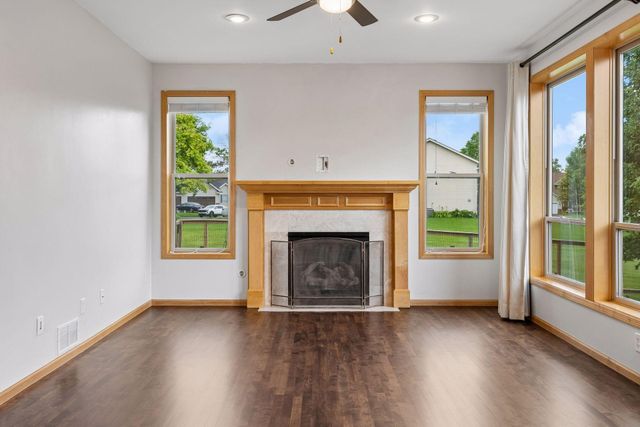 19925 English Court, Farmington, MN 55024