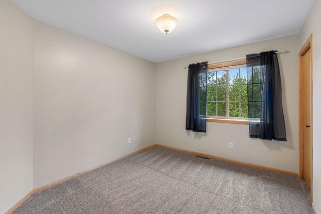 19925 English Court, Farmington, MN 55024