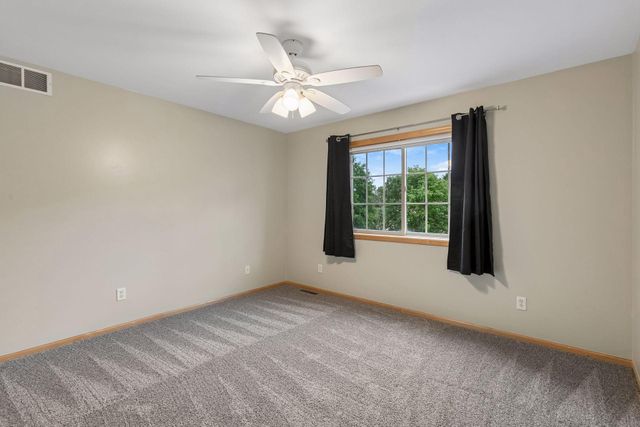 19925 English Court, Farmington, MN 55024