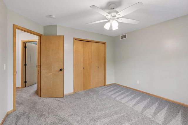19925 English Court, Farmington, MN 55024