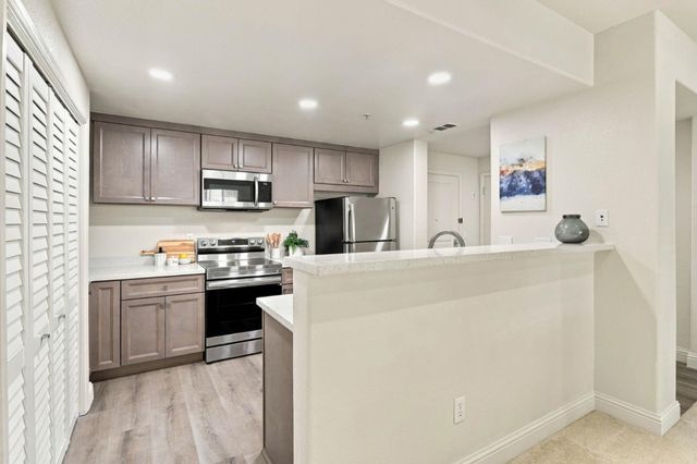 1883 Agnew Road 229, Santa Clara, CA 95054