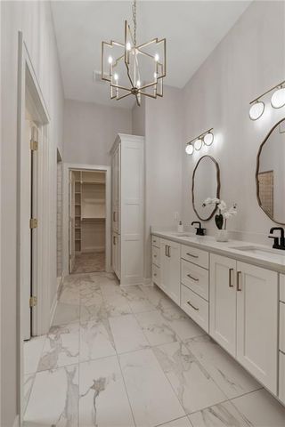 4363 NE Hideaway Drive, Lee's Summit, MO 64064