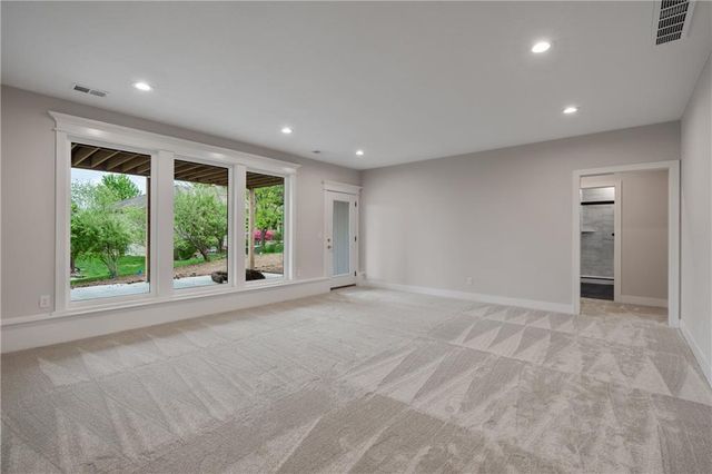4363 NE Hideaway Drive, Lee's Summit, MO 64064