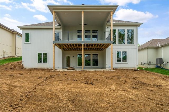 4363 NE Hideaway Drive, Lee's Summit, MO 64064