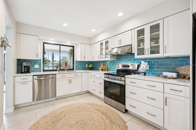 3095 BRIDGEHAMPTON LANE, Orlando, FL 32812