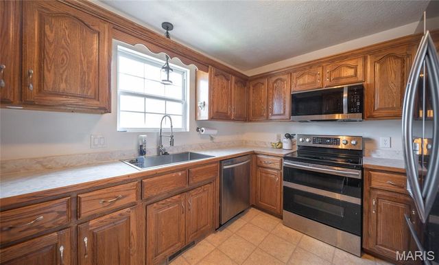 13458 Toffee Lane, St Robert, MO 65584