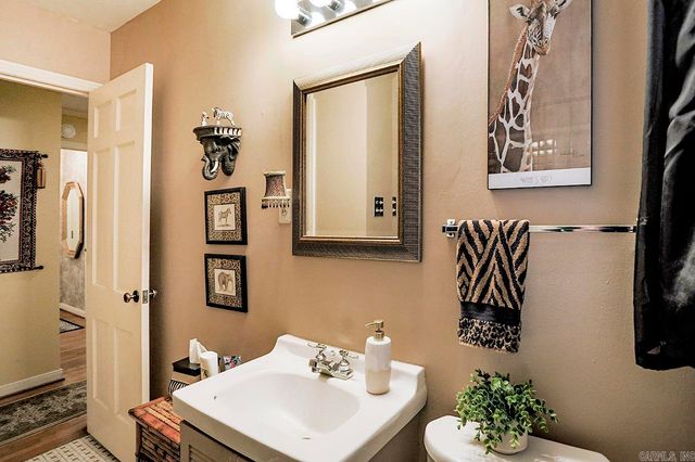 8508 N Rodney Parham, Little Rock, AR 72205