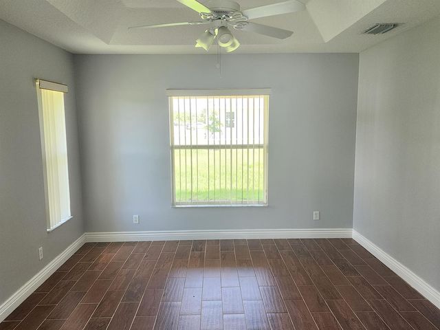 425 SW Mccomb Avenue, Port St. Lucie, FL 34953