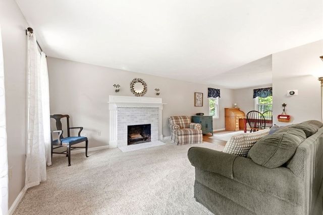 12 Talbot Dr, Norton, MA 02766