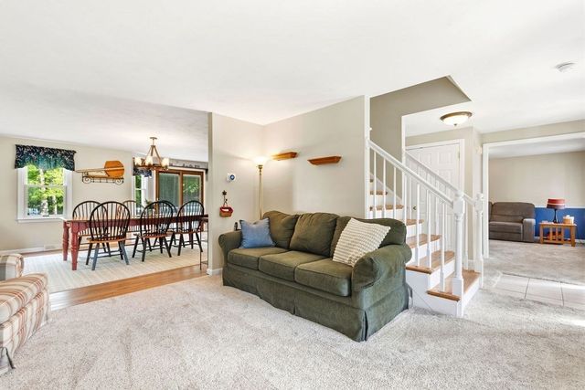 12 Talbot Dr, Norton, MA 02766