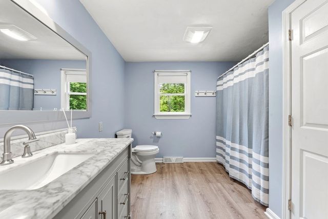 12 Talbot Dr, Norton, MA 02766