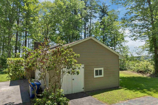 108 River Road, Bow, NH 03304