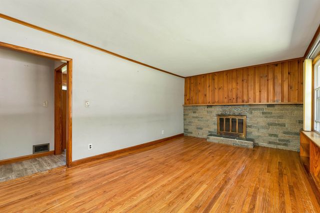 108 River Road, Bow, NH 03304