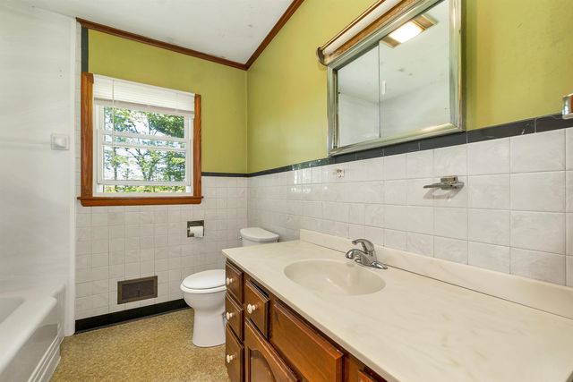 108 River Road, Bow, NH 03304
