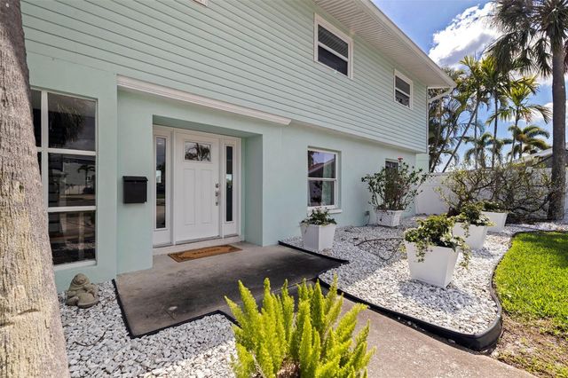 3901 14TH STREET NE, St Petersburg, FL 33703