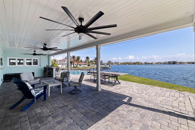 3901 14TH STREET NE, St Petersburg, FL 33703