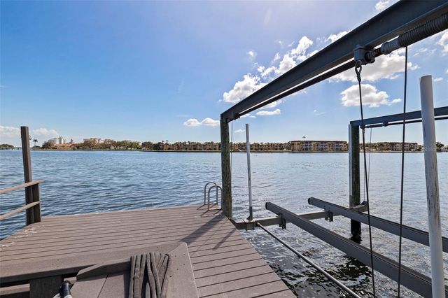 3901 14TH STREET NE, St Petersburg, FL 33703