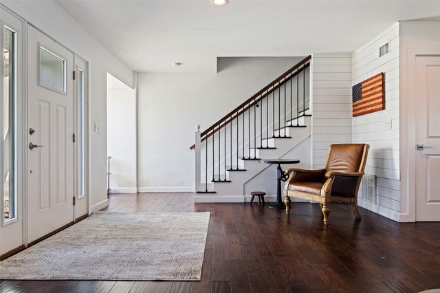 3901 14TH STREET NE, St Petersburg, FL 33703