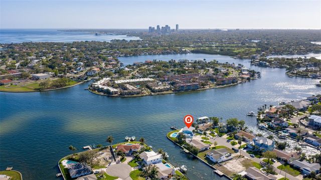 3901 14TH STREET NE, St Petersburg, FL 33703