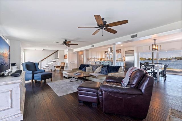 3901 14TH STREET NE, St Petersburg, FL 33703