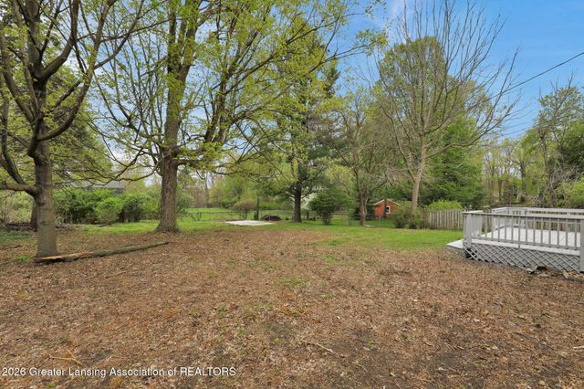 1325 Shaffer Court, Lansing, MI 48917