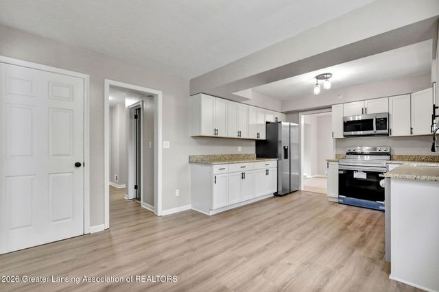 1325 Shaffer Court, Lansing, MI 48917