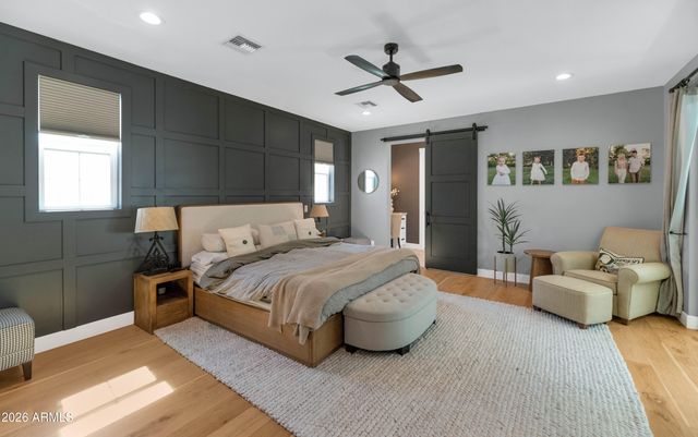 5321 E Earll Drive, Phoenix, AZ 85018