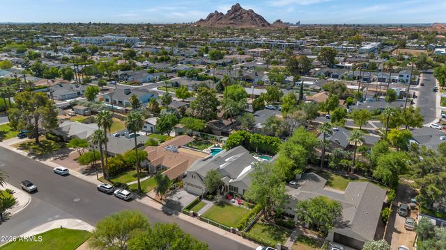 5321 E Earll Drive, Phoenix, AZ 85018
