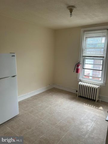 446 ROSELYN ST, Philadelphia, PA 19120
