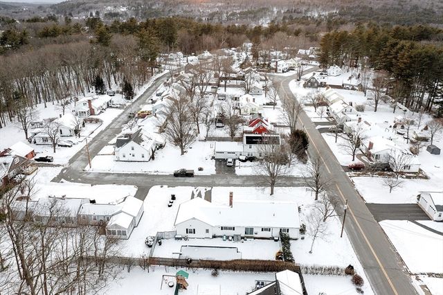 31 Locke Ave, Athol, MA 01331